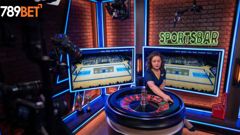 Casino 789BET được vận hành bởi đội ngũ Dealer chuyên nghiệp tương tác trực tiếp với người chơi